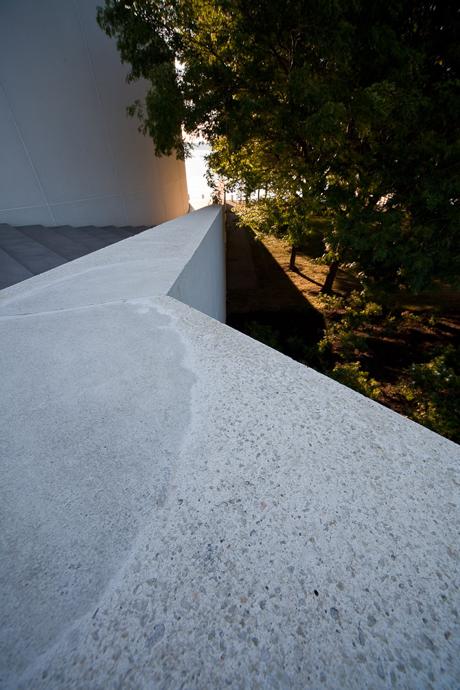 Canon EOS 5D Mark II - 12-24mm