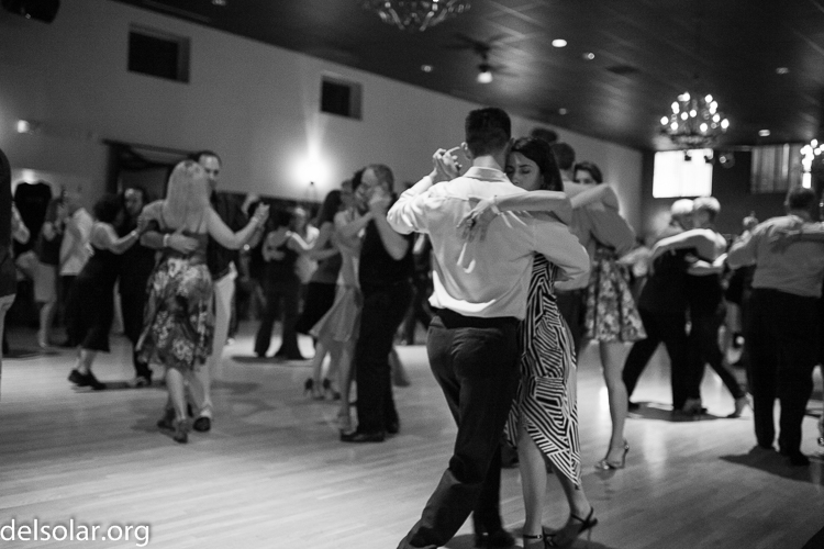 Canon EOS 5D Mark II  --  35 mm  --  35mm  