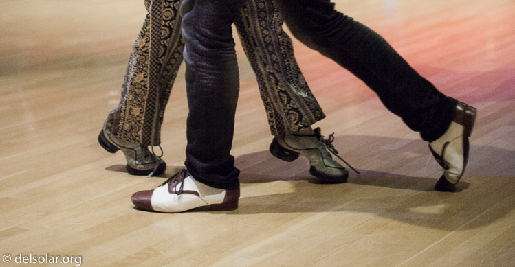 Canon EOS 5D Mark II  --  50 mm  --  EF50mm f/1.4 USM  