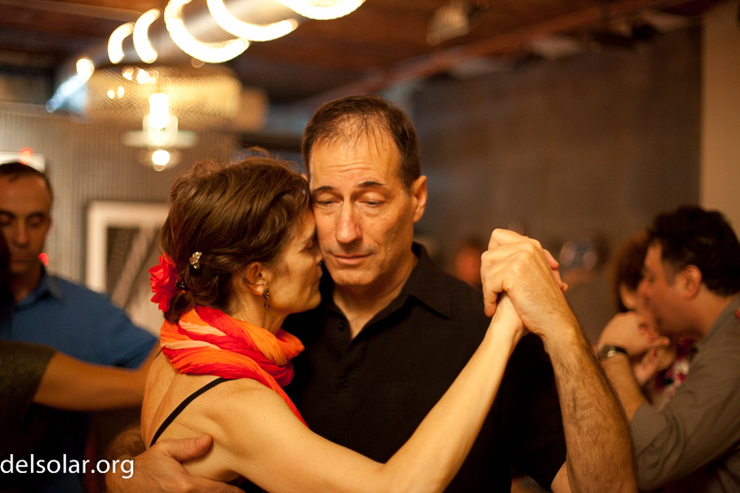 Canon EOS 5D Mark II - EF50mm f/1.4 USM