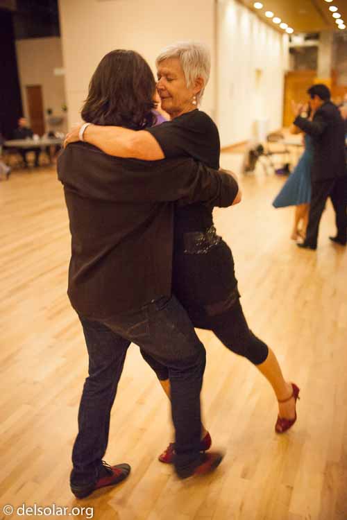 Canon EOS 5D Mark II  --  35 mm  --  35mm  