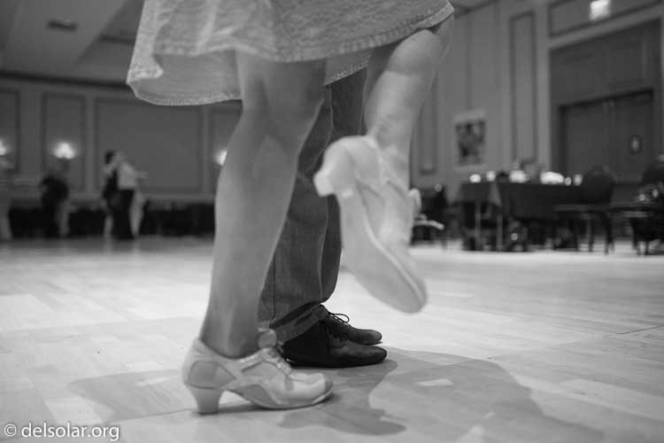 Canon EOS 5D Mark II  --  35 mm  --  35mm  