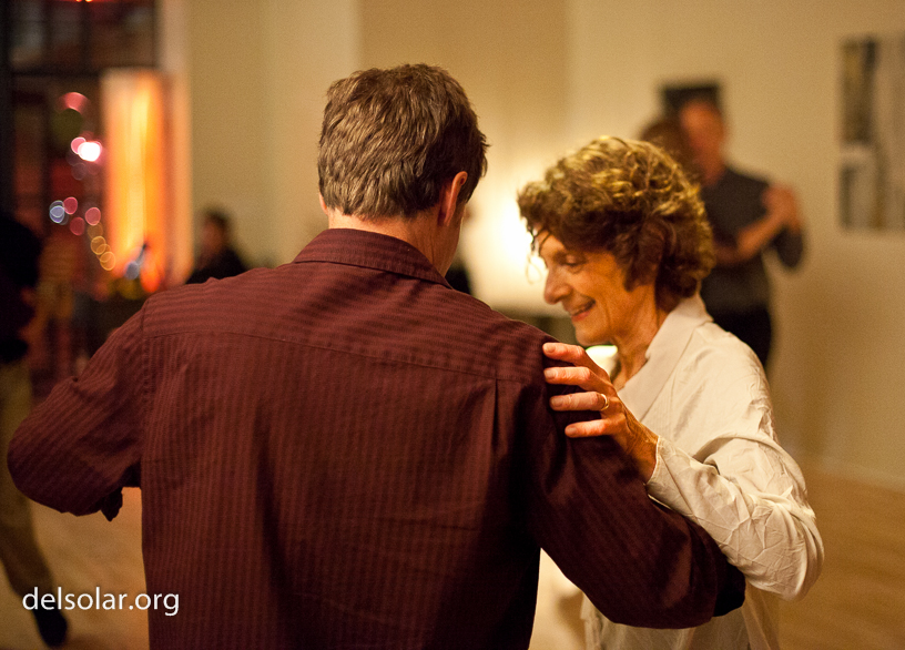 Canon EOS 5D Mark II - EF50mm f/1.4 USM