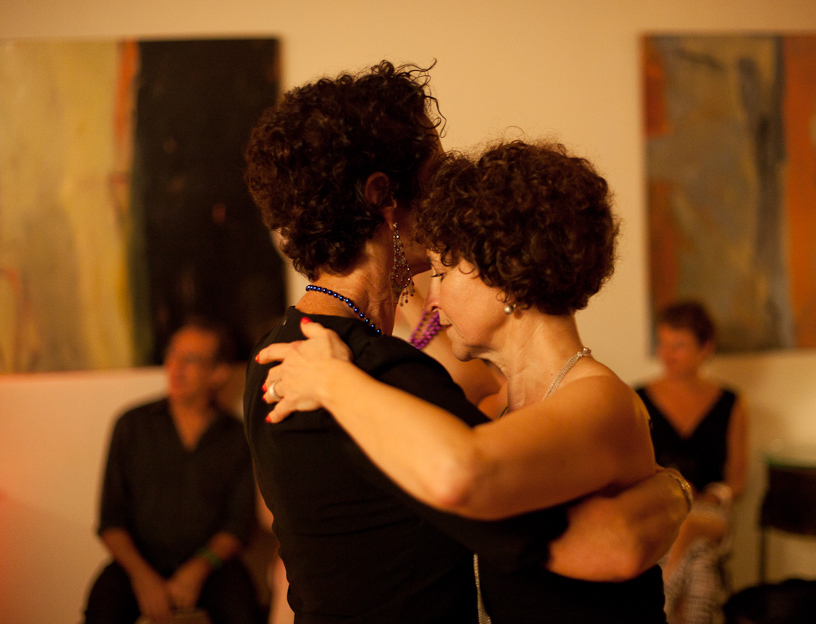 Canon EOS 5D Mark II - EF50mm f/1.4 USM