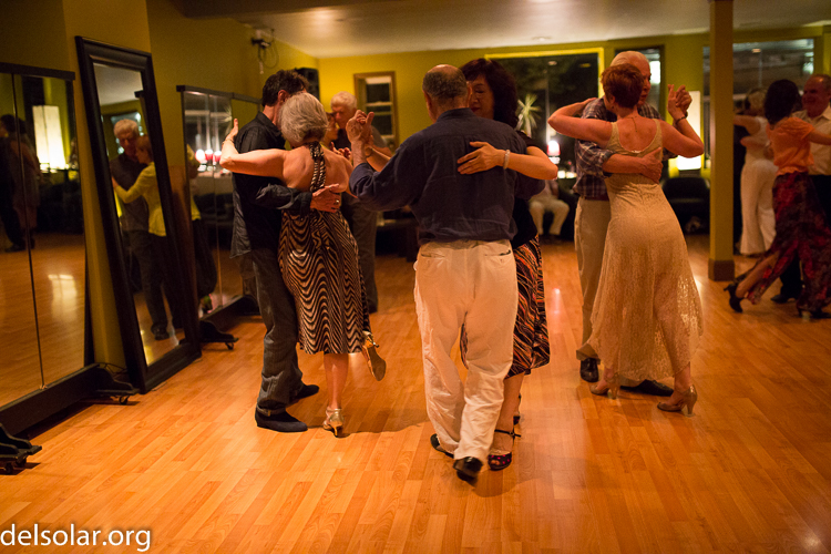 Canon EOS 5D Mark III  --  35 mm  --  35mm  