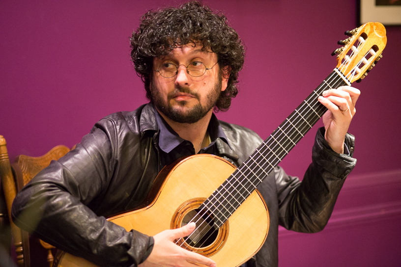 Canon EOS 5D Mark III - EF85mm f/1.8 USM