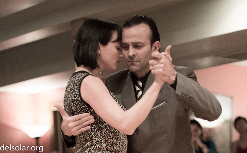 Canon EOS 5D Mark III - EF50mm f/1.4 USM